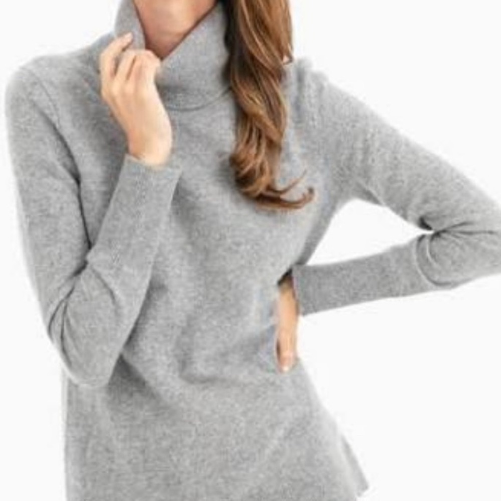 Ann Taylor cashmere turtleneck